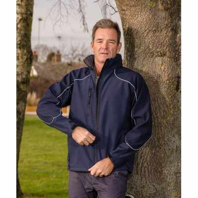 Giacca softshell con cappuccio
