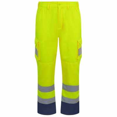 Pantaloni cargo
