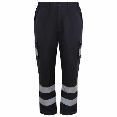 Pantaloni cargo