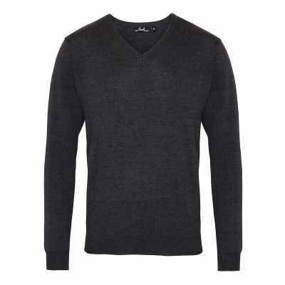 Maglione lavorato a maglia con scollo a V