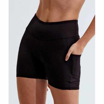 Micro shorts riciclati TriDri® da donna