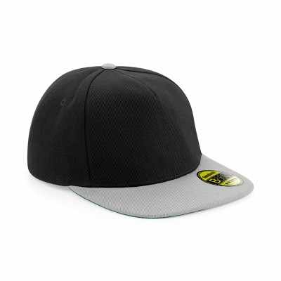 Snapback originale con visiera piatta
