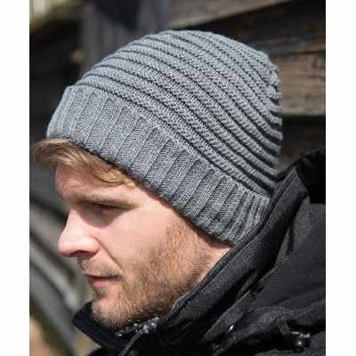 Cappello intrecciato