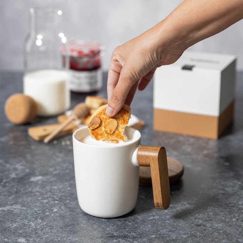 Tazza con dettagli in legno - cod. MK1358