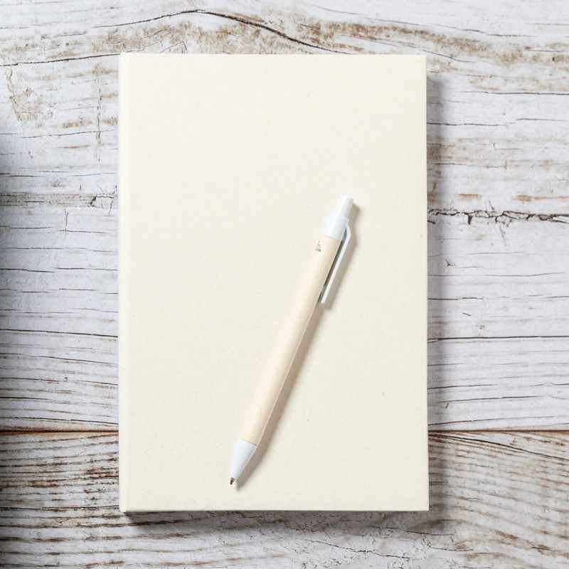 Penna in cartone del latte riciclato - cod. MK1677