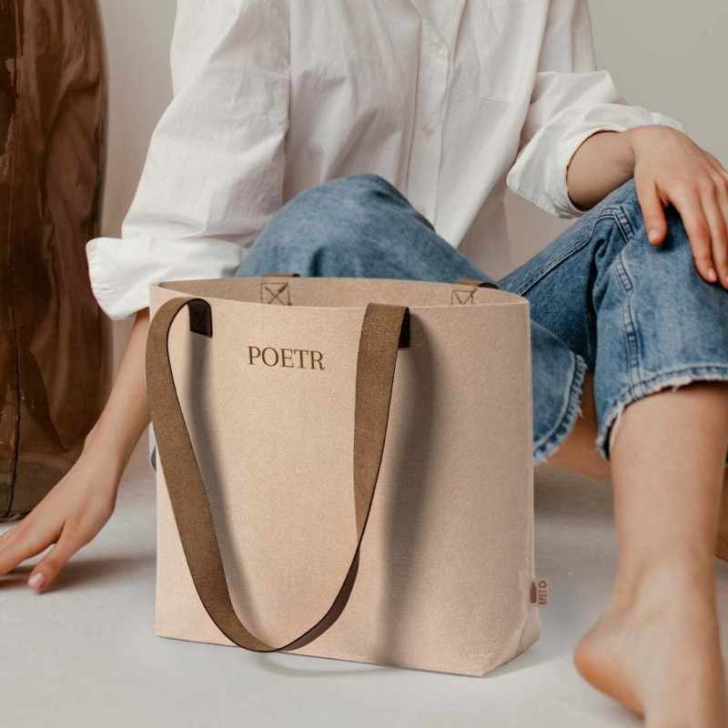 Borsa in feltro f.to 42x30x10 cm. - cod. MK1813