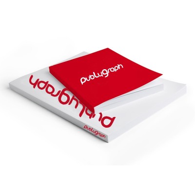 Brochure con stampa digitale e cucitura a filo refe