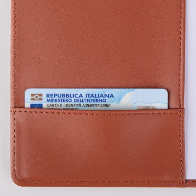 Chiusura con magnete - Agenda portafoglio cod. PB135SET