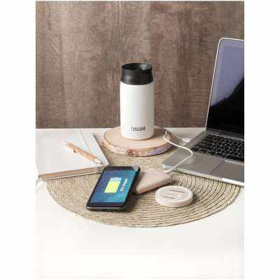 Caricabatterie wireless con scritte promozionali
