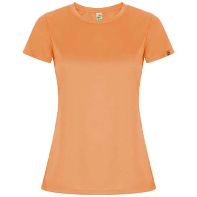 T-shirt sportiva personalizzata con logo