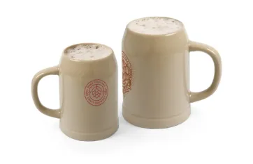 Boccali da birra in gres con logo